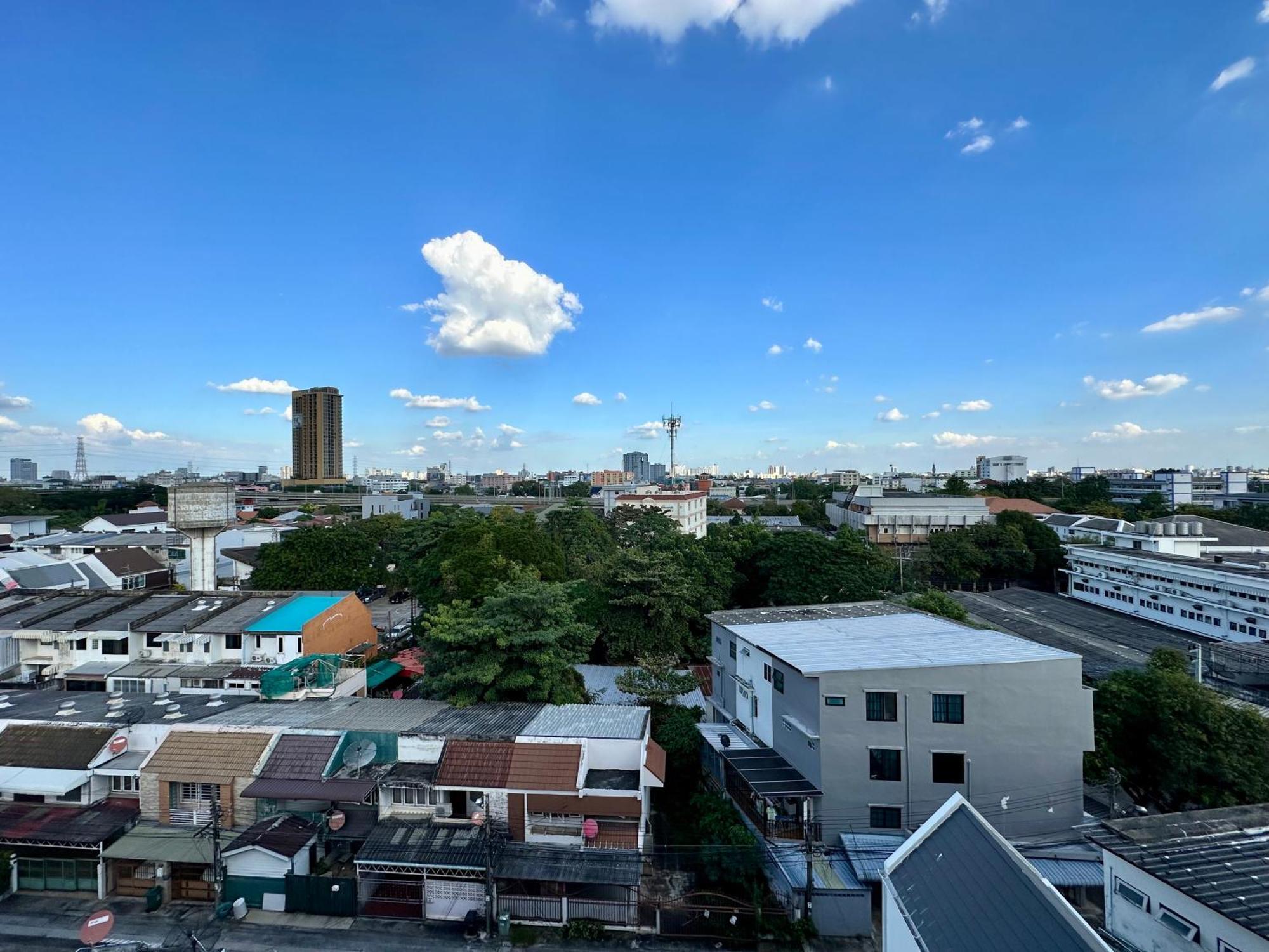 Town Sukhumvit 71 Daire Bangkok Dış mekan fotoğraf