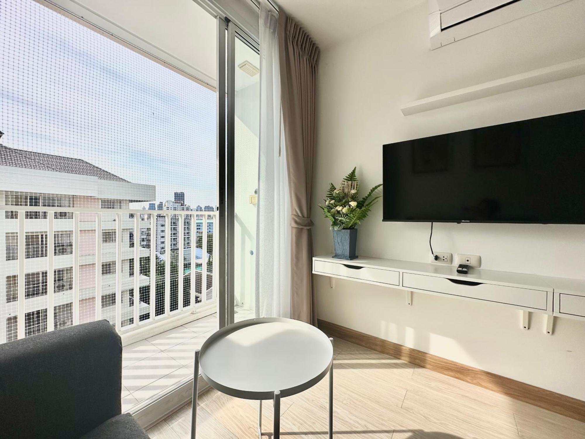 Town Sukhumvit 71 Daire Bangkok Dış mekan fotoğraf